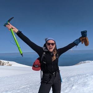 Meet your Posher, Hailey